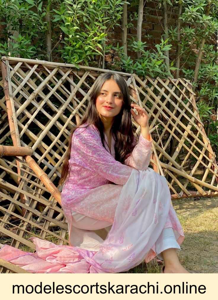 Call Girls in Karachi
